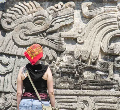 Sculptures Quetzalcoatl, Mexique, Oasis