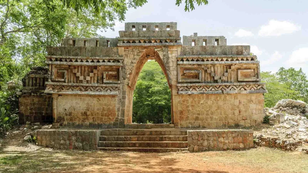 Arche maya du site de Labna, Yucatan, Mexique, Oasis