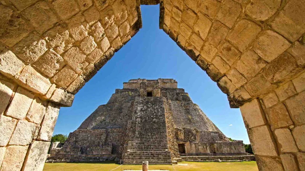 Site archéologique d’Uxmal et initiation maya, Yucatan, Mexique, Oasis