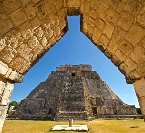 Site archéologique d’Uxmal et initiation maya, Yucatan, Mexique, Oasis