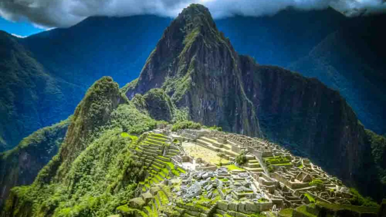 Lumière sur le Machu Picchu, Pérou, Oasis