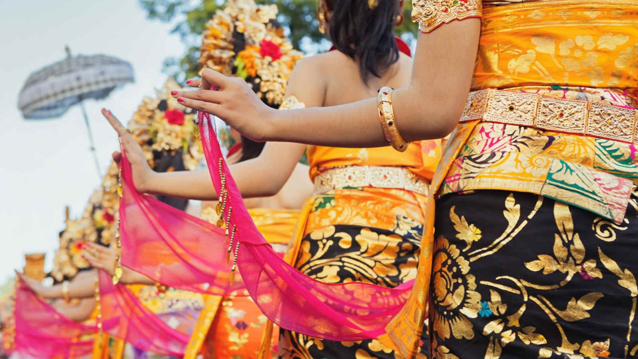 Costumes traditionnels balinais Oasis