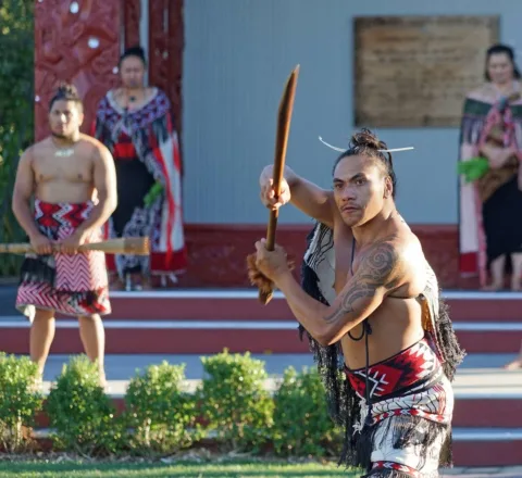Danse traditionnelle Maori Nouvelle-Zélande Oasis