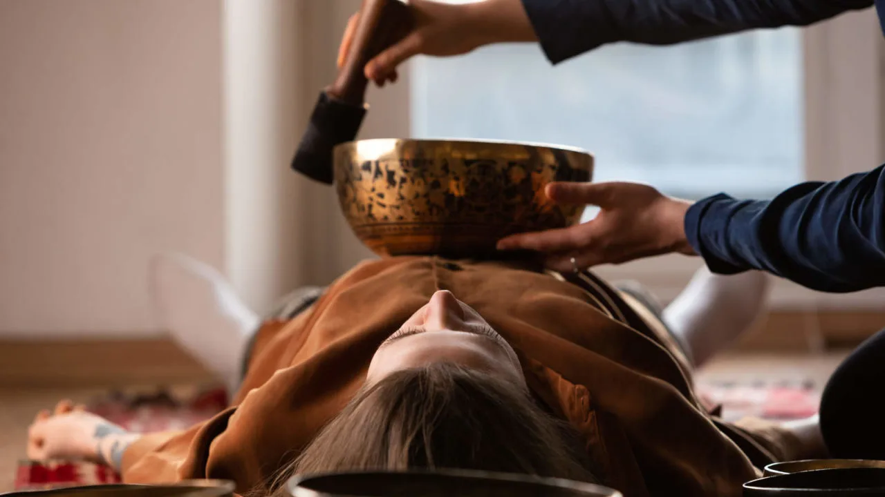 Massage traditionnel Tibet, voyage initiatique Oasis