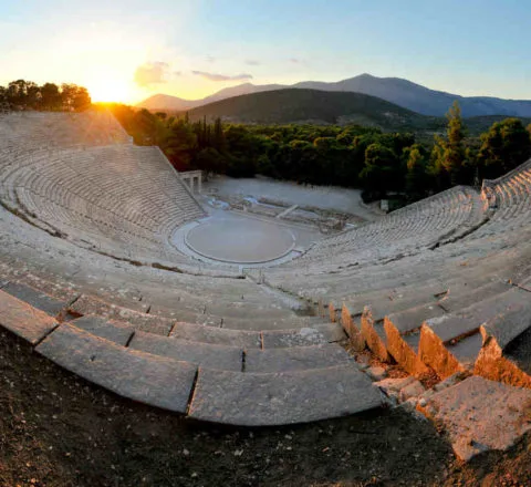 Lever de soleil sur Epidaure Grèce Oasis