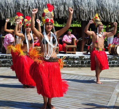 Danse traditionnelle Polynésie Oasis