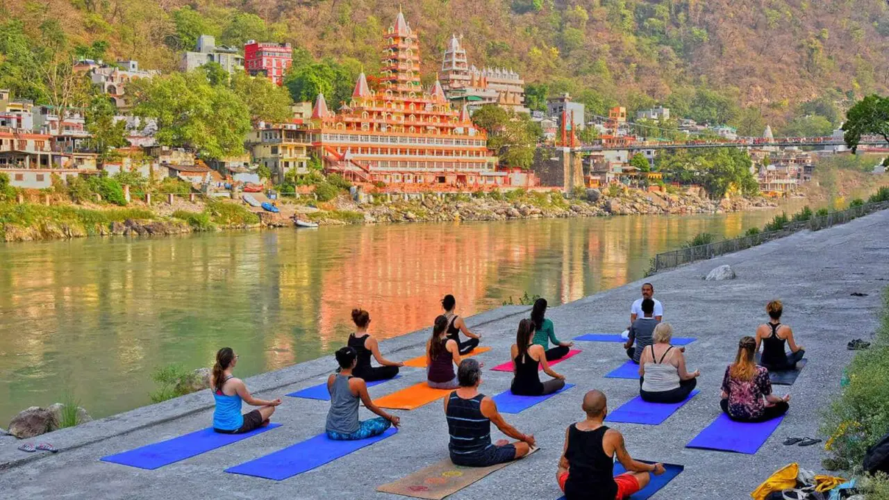 Yoga Rishikesh, circuit conscience Inde, Oasis