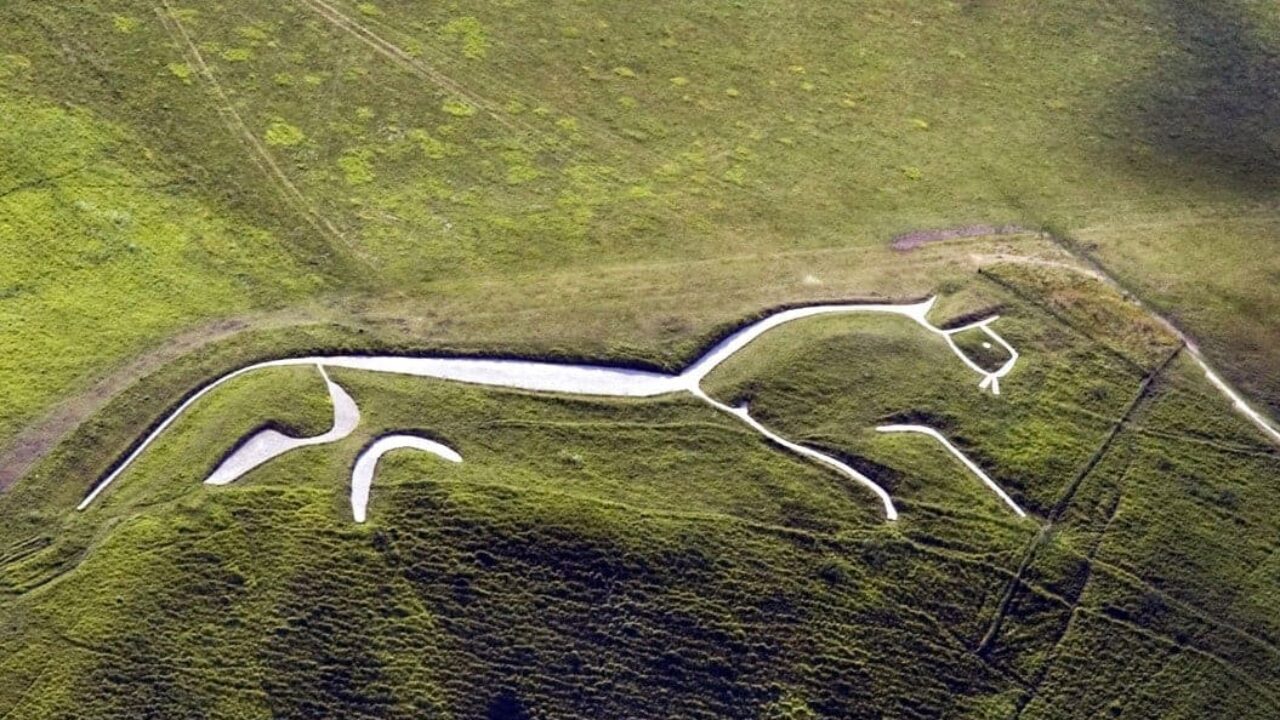 Crop circles séjour spirituel Uffington horse