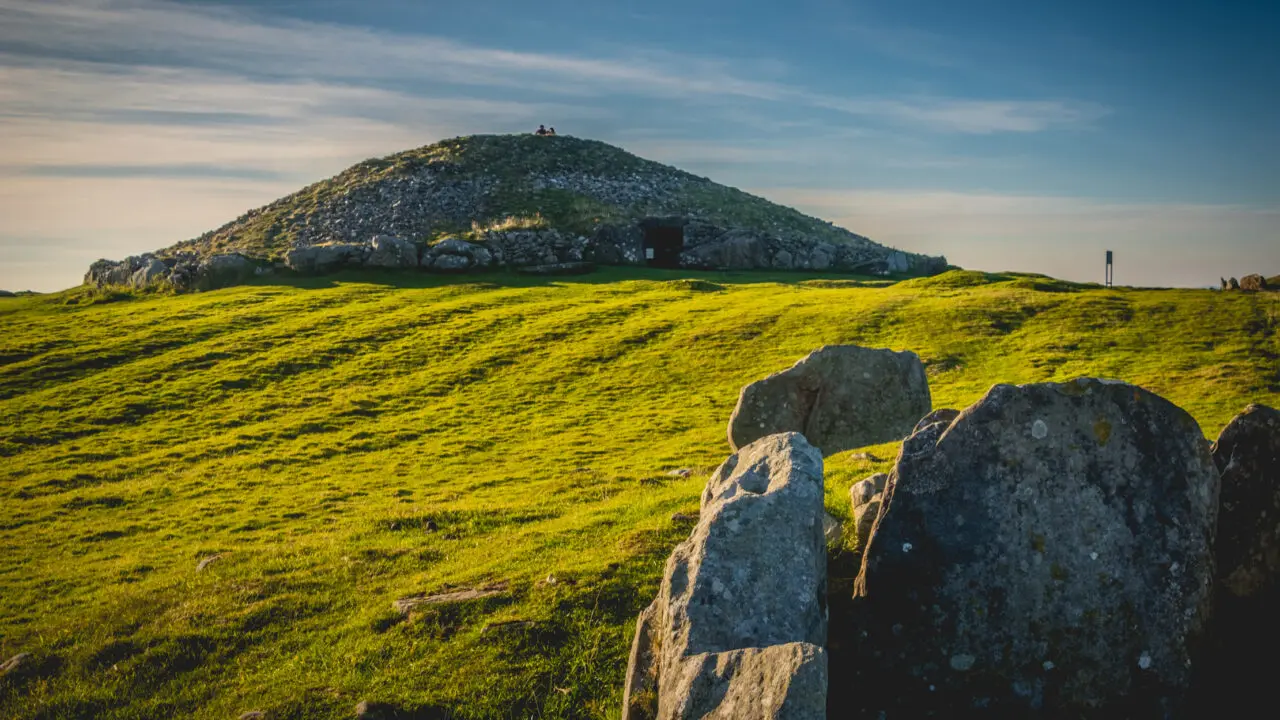 Irlande Loughcrew cairns mégalithique séjour spirituel Oasis