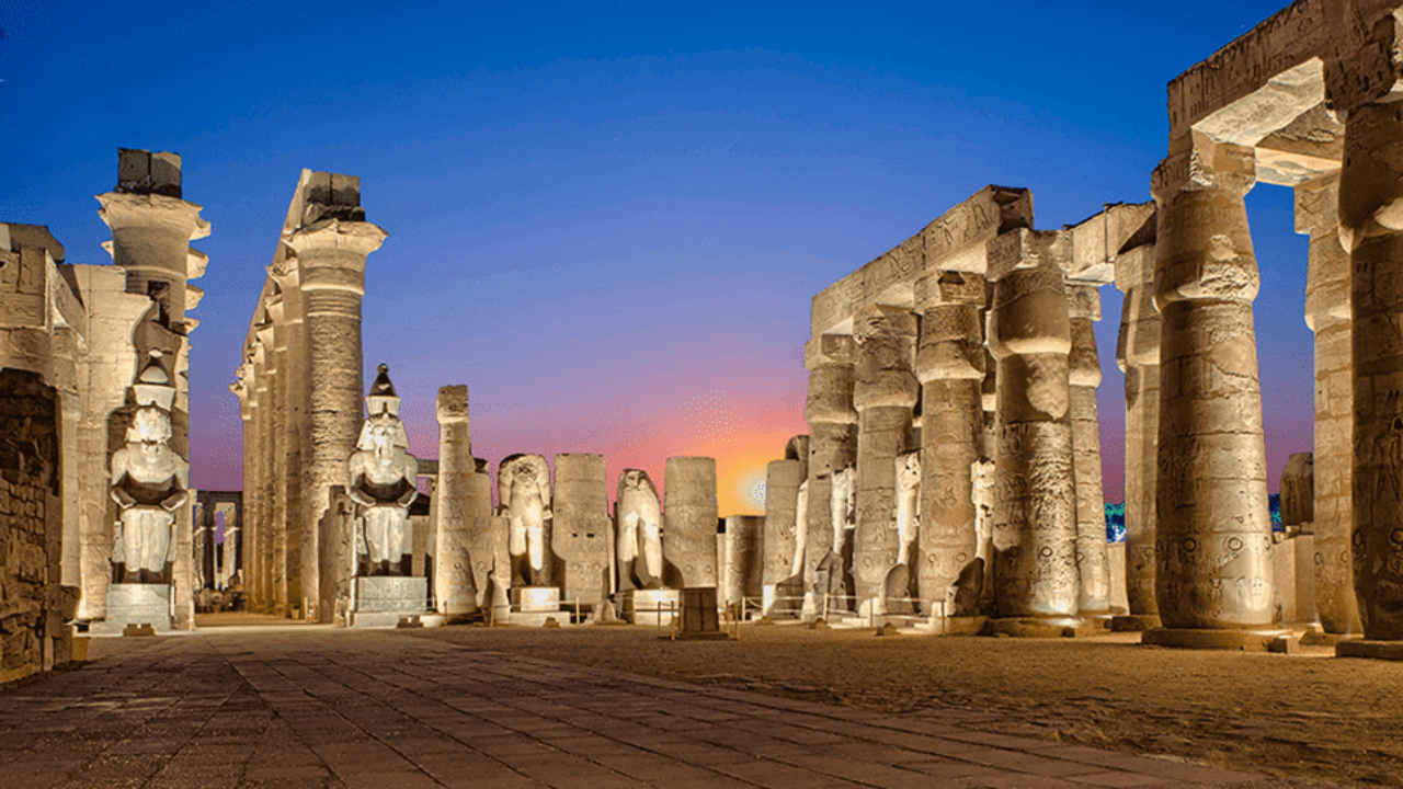 Egypte circuit spirituel Temple Louxor nocturne