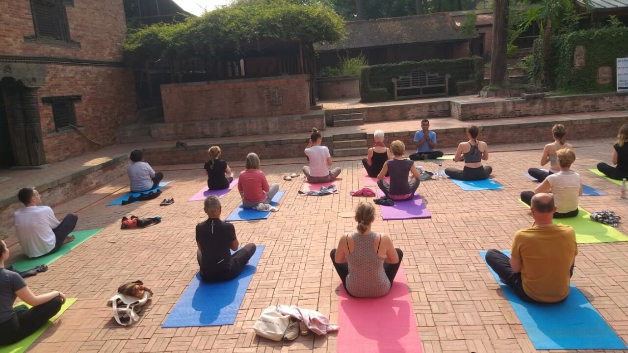 Séance de yoga Palais Royal Patan
