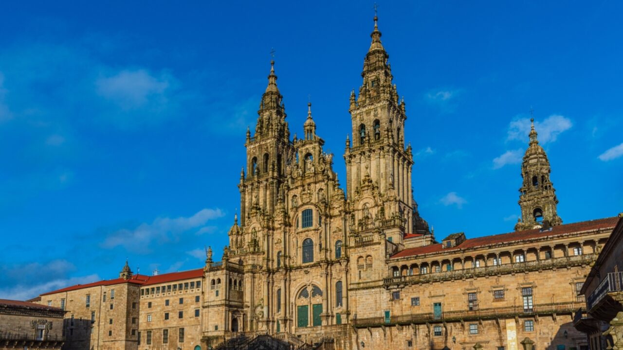 voyage_initiatique_compostelle_cathedrale