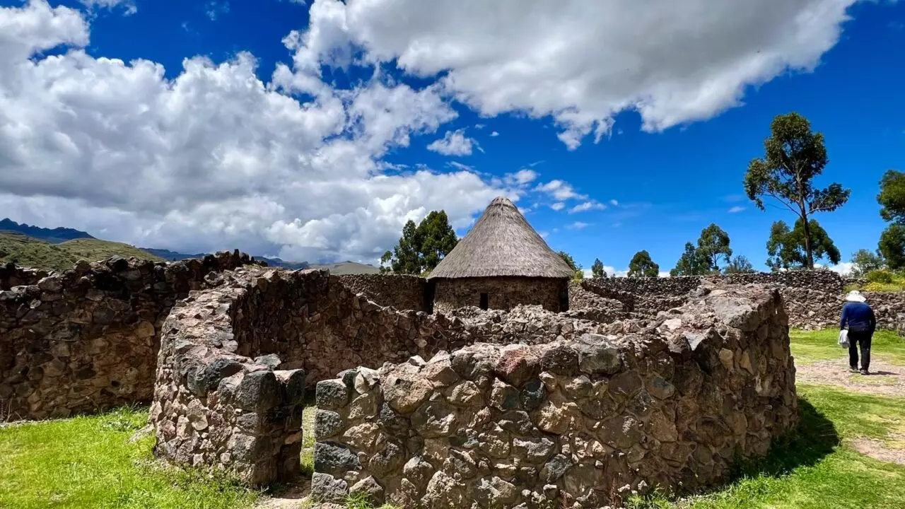 temple de Wiracocha à Raqchi - PER PC MAR 24